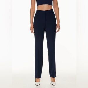 Aritzia Babaton Publish Pants High-rise bootcut suit pants in navy blue - 00
